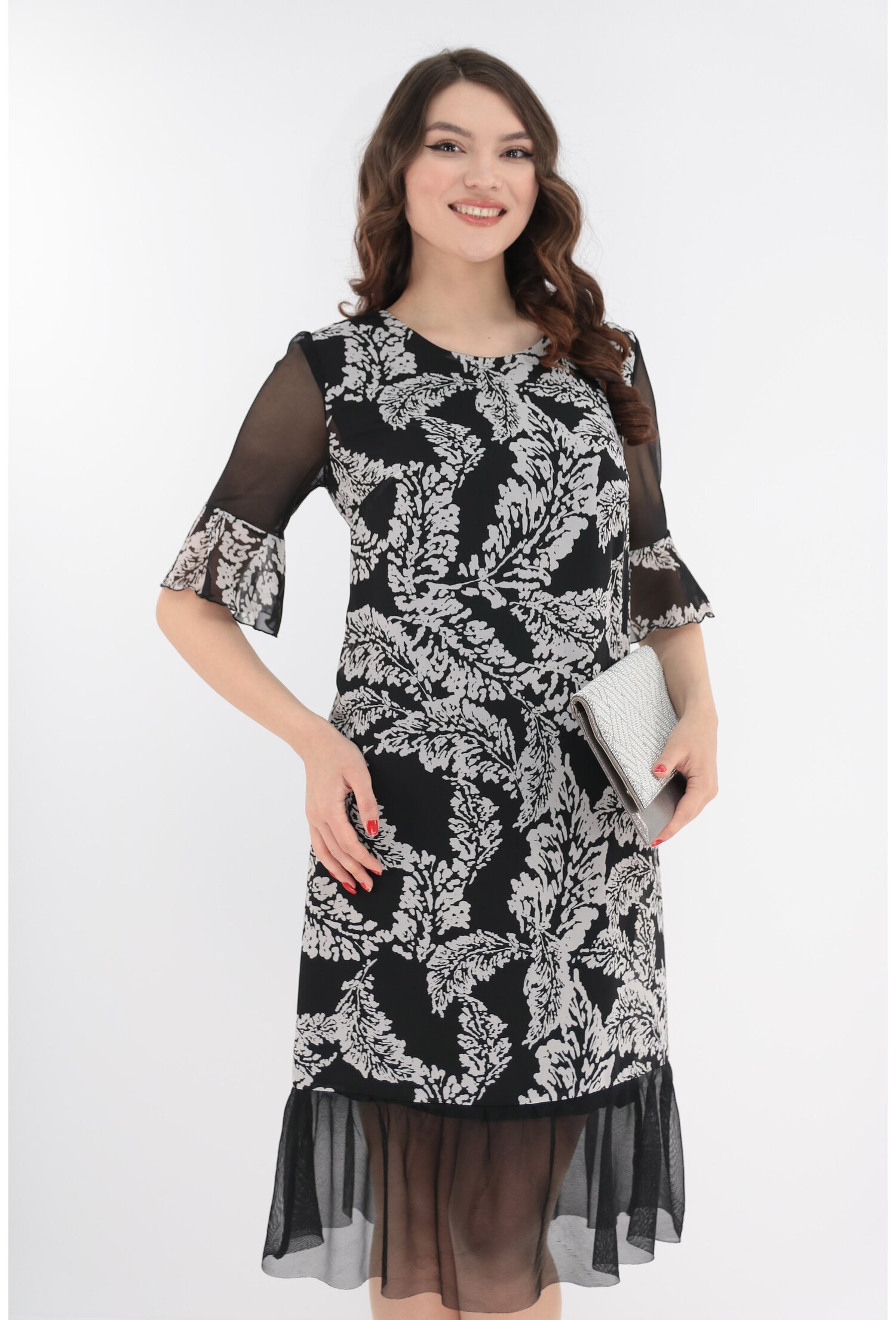 Reducere 69% - Rochie lejera cu imprimeu floral maxi alb si volanas la tiv 1 Rochie lejera cu imprimeu floral maxi alb si volanas la tiv