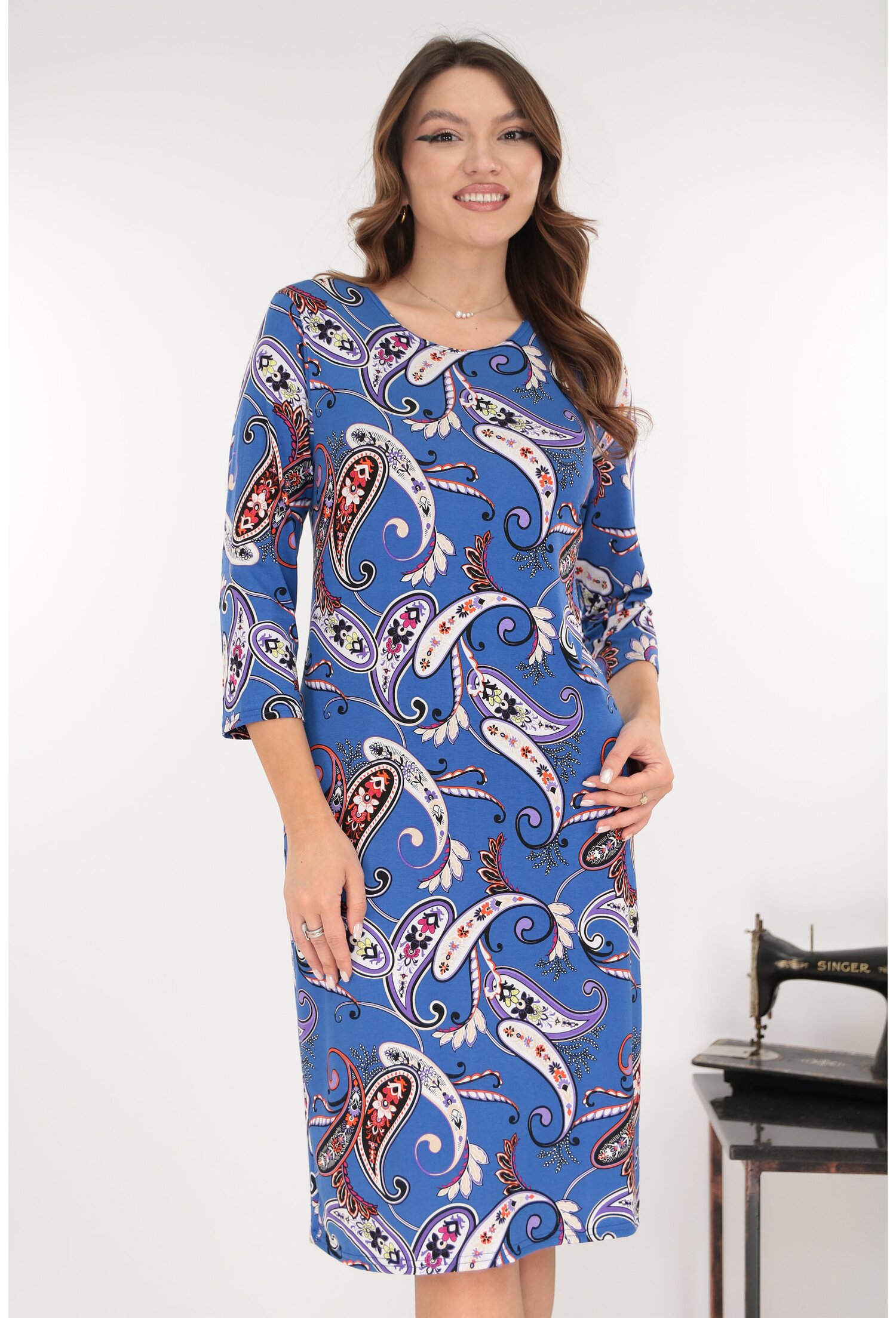 Reducere 53% - Rochie office indigo cu imprimeu abstract multicolor 1 Rochie office indigo cu imprimeu abstract multicolor