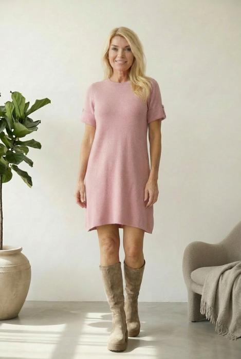 Reducere 32% - Rochie scurta A-line tricotata, cu maneca scurta si nasture decorativ, roz 1 Rochie scurta A-line tricotata