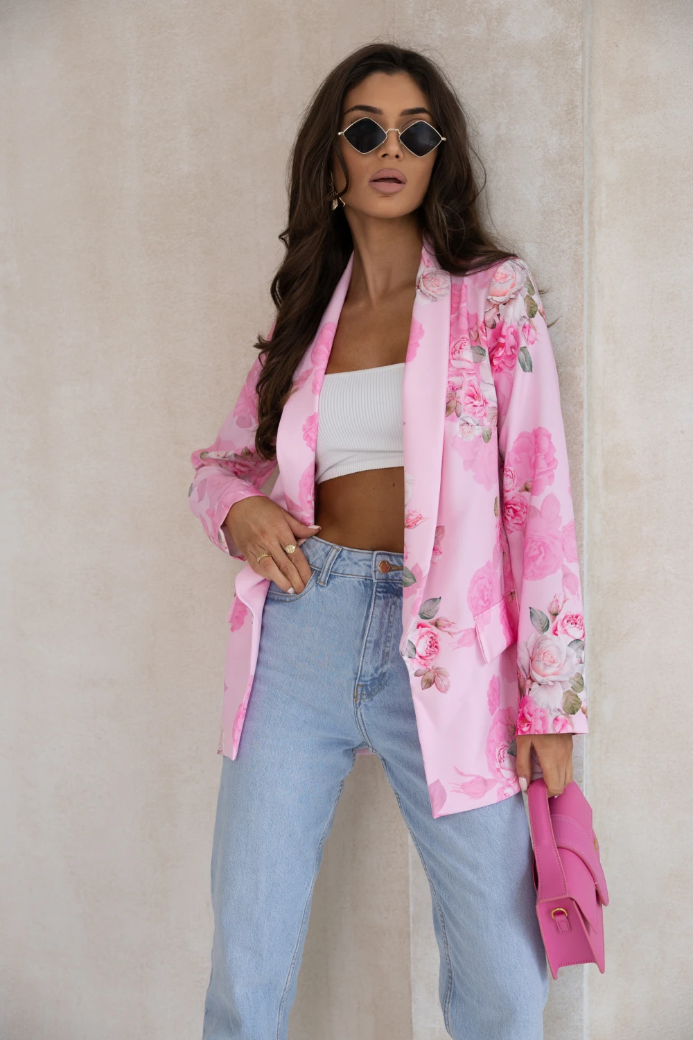 Reducere 54% - Sacou roz cu imprimeu floral si ... 2 Reducere 54% - Sacou roz cu imprimeu floral si ... - imagine 2