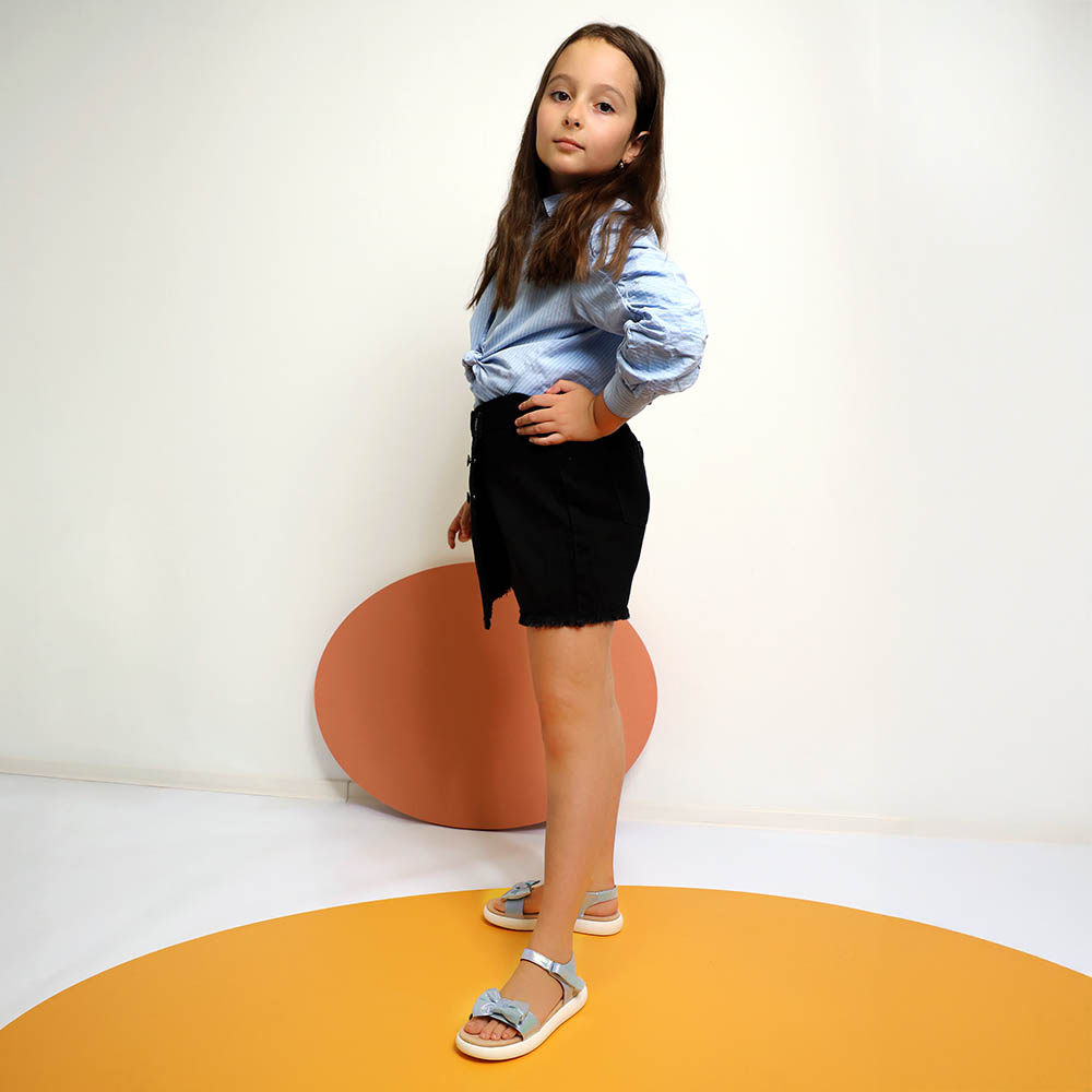 Reducere 30% - Sandale fete Benvenuti azzuro cu fundă decorativă 2579FS90101AZ 2 Reducere 30% - Sandale fete Benvenuti azzuro cu fundă decorativă 2579FS90101AZ - imagine 2