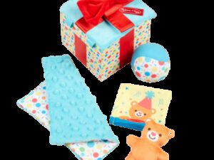 Set jucarii bebe in cutie cadou din lemn