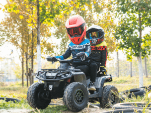 ATV electric pentru copii Can-Am Outlander cu 2 locuri 24V 4x4 800W