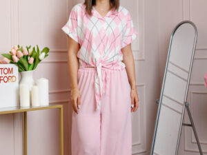 Compleu dama roz pastel cu pantaloni largi si bluza cu nod Candice