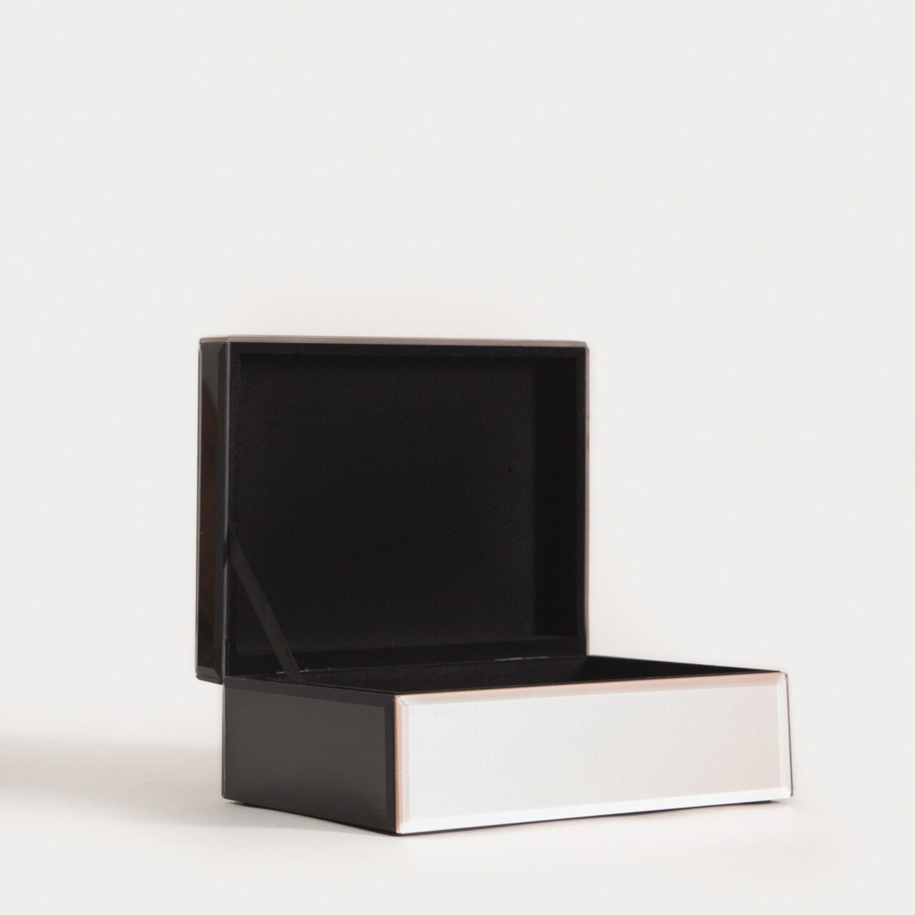 Reducere 8% - Cutie pentru bijuterii Amosa, Homla, 19x15x8 cm, MDF/sticla, bej 2 Homla