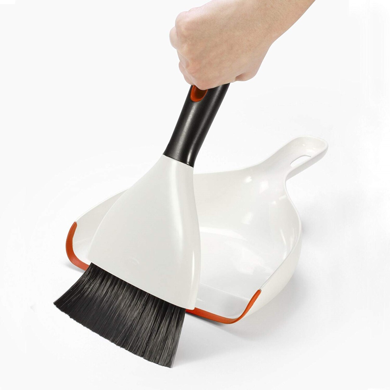 Reducere 11% - Set faras si perie, "Good Grips" - OXO 2 "Good Grips" - OXO