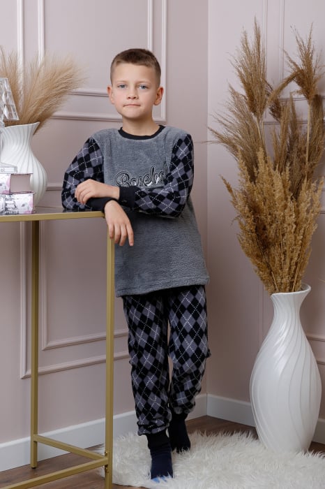Reducere 41% - Pijama baieti Teddy din fleece gri cu model baseball 1 Pijama baieti Teddy din fleece gri cu model baseball