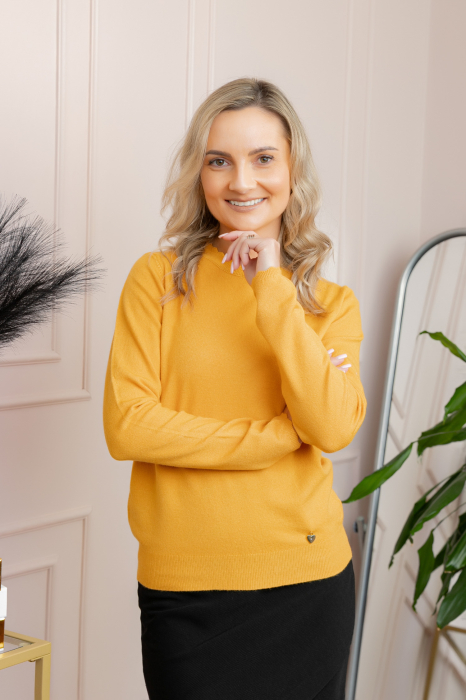 Reducere 39% - Pulover tricotat fin cu detalii ondulate Caroline - Galben 1 Pulover tricotat fin cu detalii ondulate Caroline - Galben