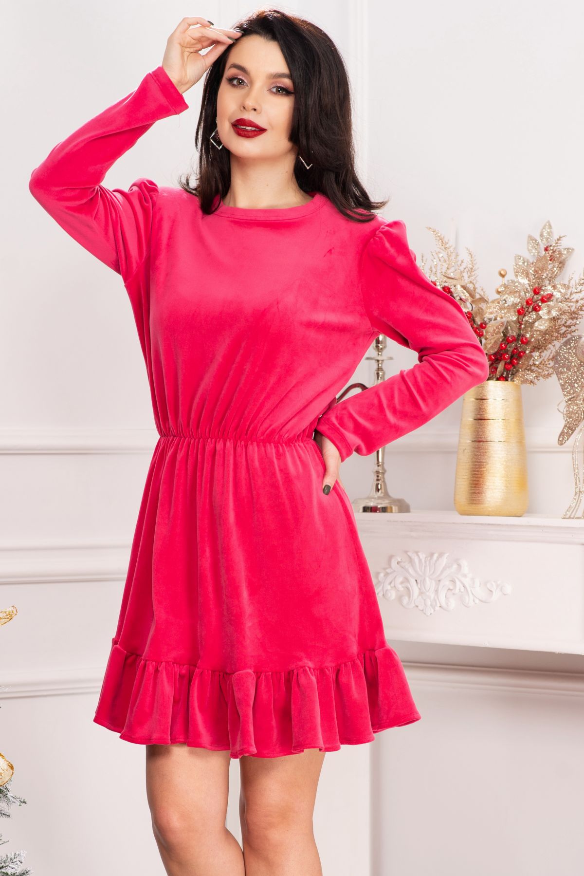 Reducere 35% - Rochie dama Cherry din catifea fucsia cu volanas 1 Rochie dama Cherry din catifea fucsia cu volanas