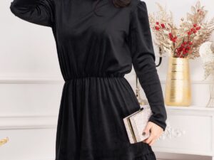 Rochie in clos Cherry din catifea neagra cu volanas