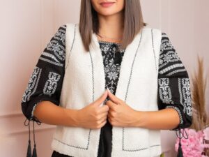 Vesta traditionala alba de dama tip blanita Eva