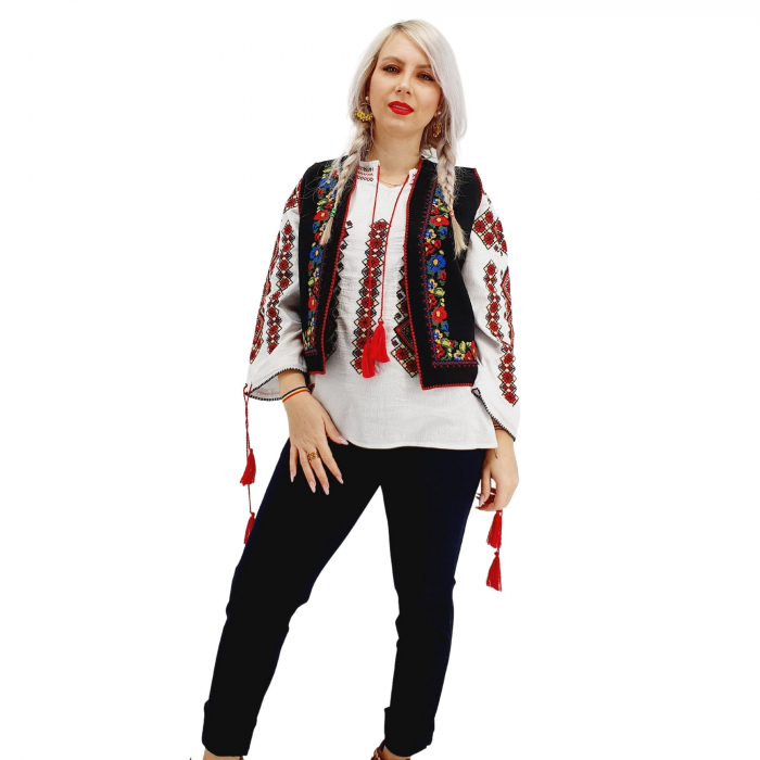 Reducere 76% - Vesta traditionala Pemota nr 7 1 Vesta traditionala Pemota nr 7