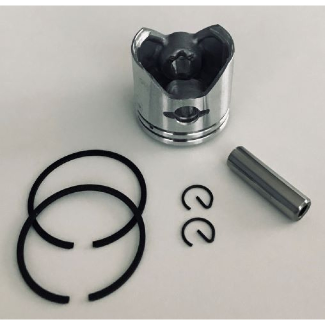 Reducere 20% - Piston Complet Coase Chinezesti 26 Cc 34 Mm 1 Piston Complet Coase Chinezesti 26 Cc 34 Mm