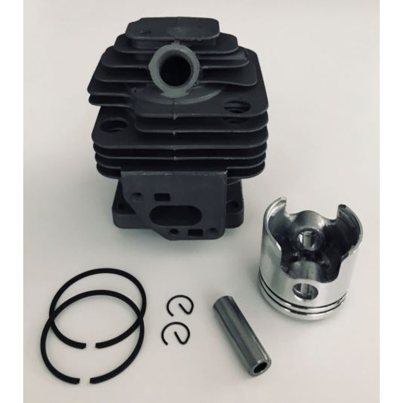 Reducere 20% - Cilindru Complet Coase Chinezesti 32cc 36mm 1 Cilindru Complet Coase Chinezesti 32cc 36mm