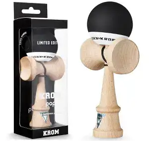 Reducere 55% - Kendama Krom POP Negru 1 Kendama Krom POP Negru