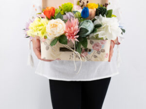 Aranjament floral - Valiza cu Flori - Mare 2
