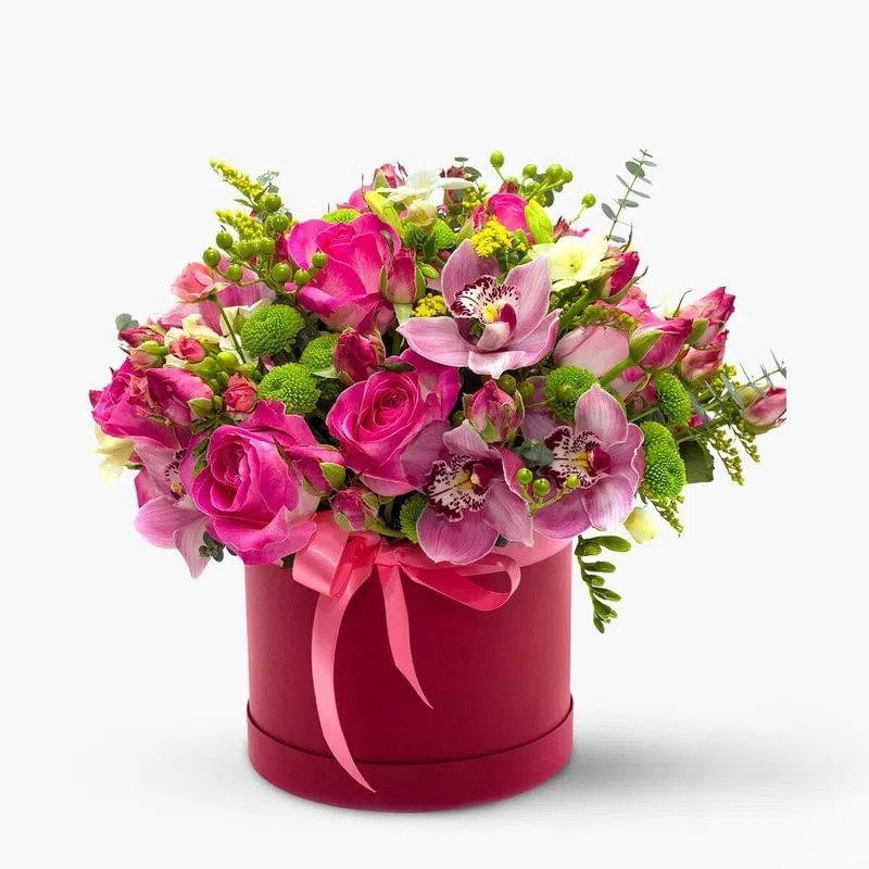 Reducere 15% - Cutie cu trandafiri si orhidee 1 Cutie cu trandafiri si orhidee