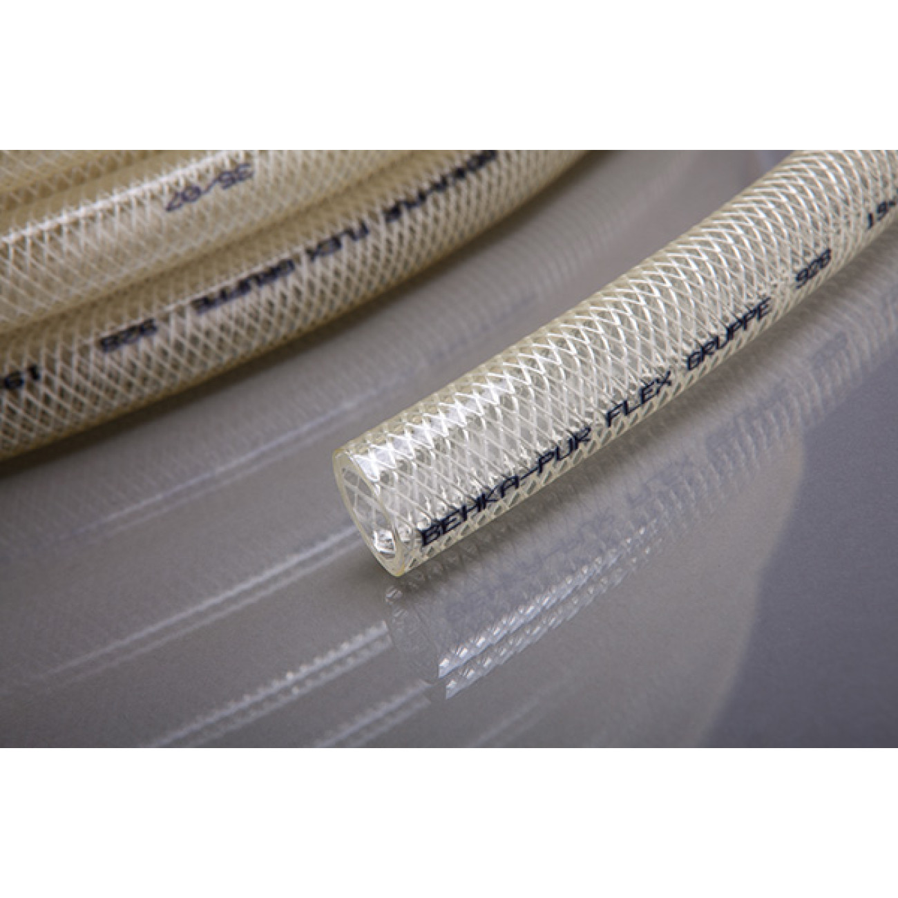 Reducere 20% - Furtun alimentar cu insertie, Glass Clear, 10 x 3 mm, 60 bar, rola 50m, PVC transparent, multistrat, pentru presiune 1 Furtun alimentar cu insertie