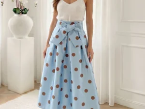 Fusta midi bleu cu buline si fun...