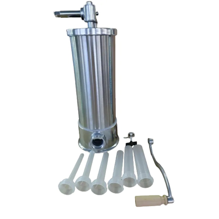Reducere 34% - Masina carnati verticala profesionala 6kg, inox, cu 6 palnii, sistem Airstop, CAMPION CMP1170 2 inox