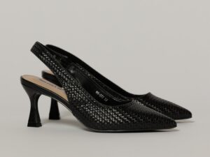Pantofi negri din piele ecologica cu design impletit