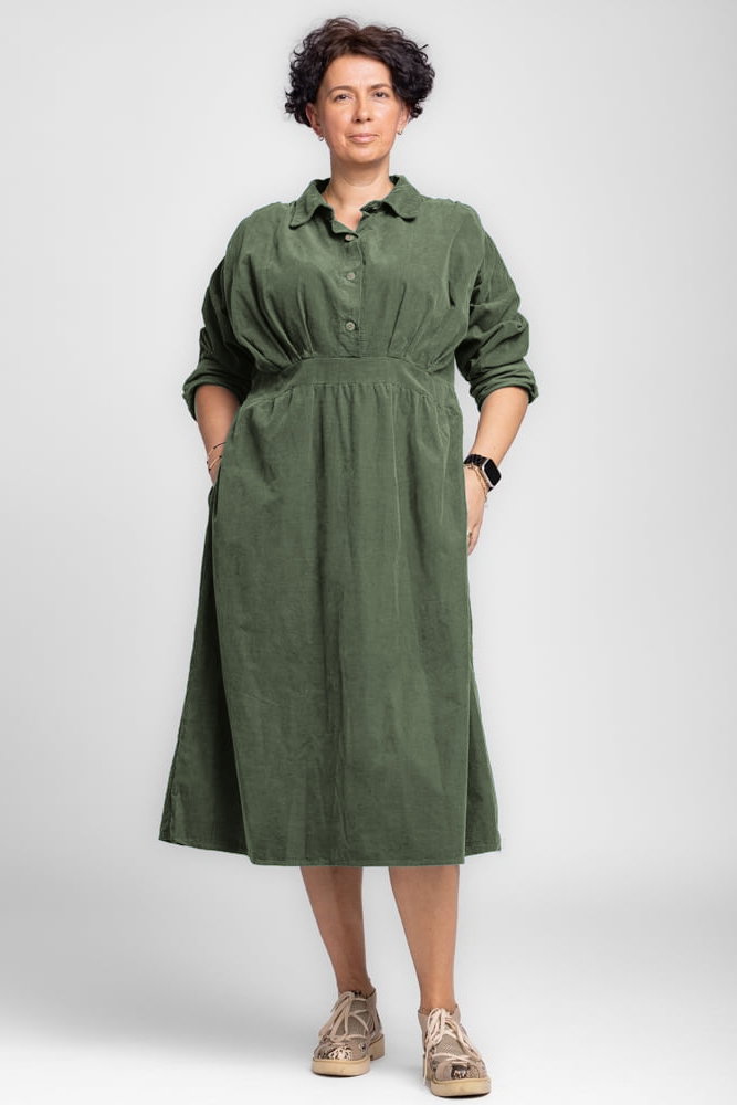 Reducere 17% – Rochie masura mare din catifea reiata taiata in talie, verde kaki 1 Rochie masura mare din catifea reiata taiata in talie