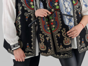 Set Traditional Mama Tata fiica fiu Vesta Traditionala 4