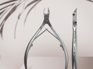 Cleste profesional Staleks Smart pentru cuticule NS-31-3
