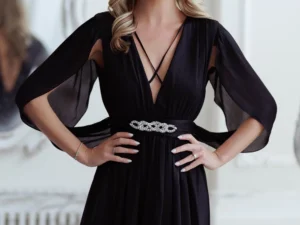 Rochie eleganta din voal cu striatii de culoare negru