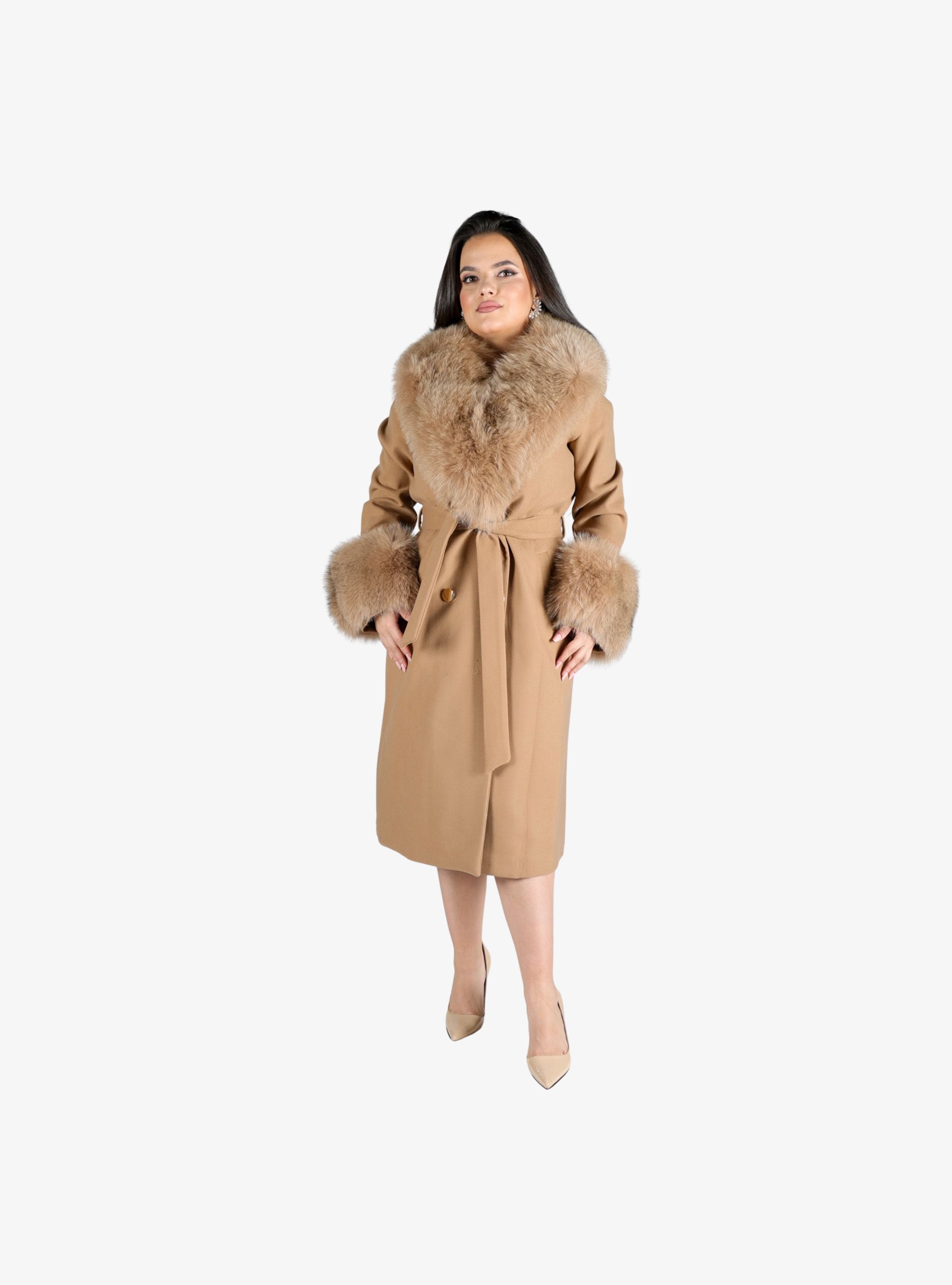 Reducere 20% – Palton lung din lana Naturala accesorizat cu Blana Naturala de Vulpe, Camel - S 1 Palton lung din lana Naturala accesorizat cu Blana Naturala de Vulpe