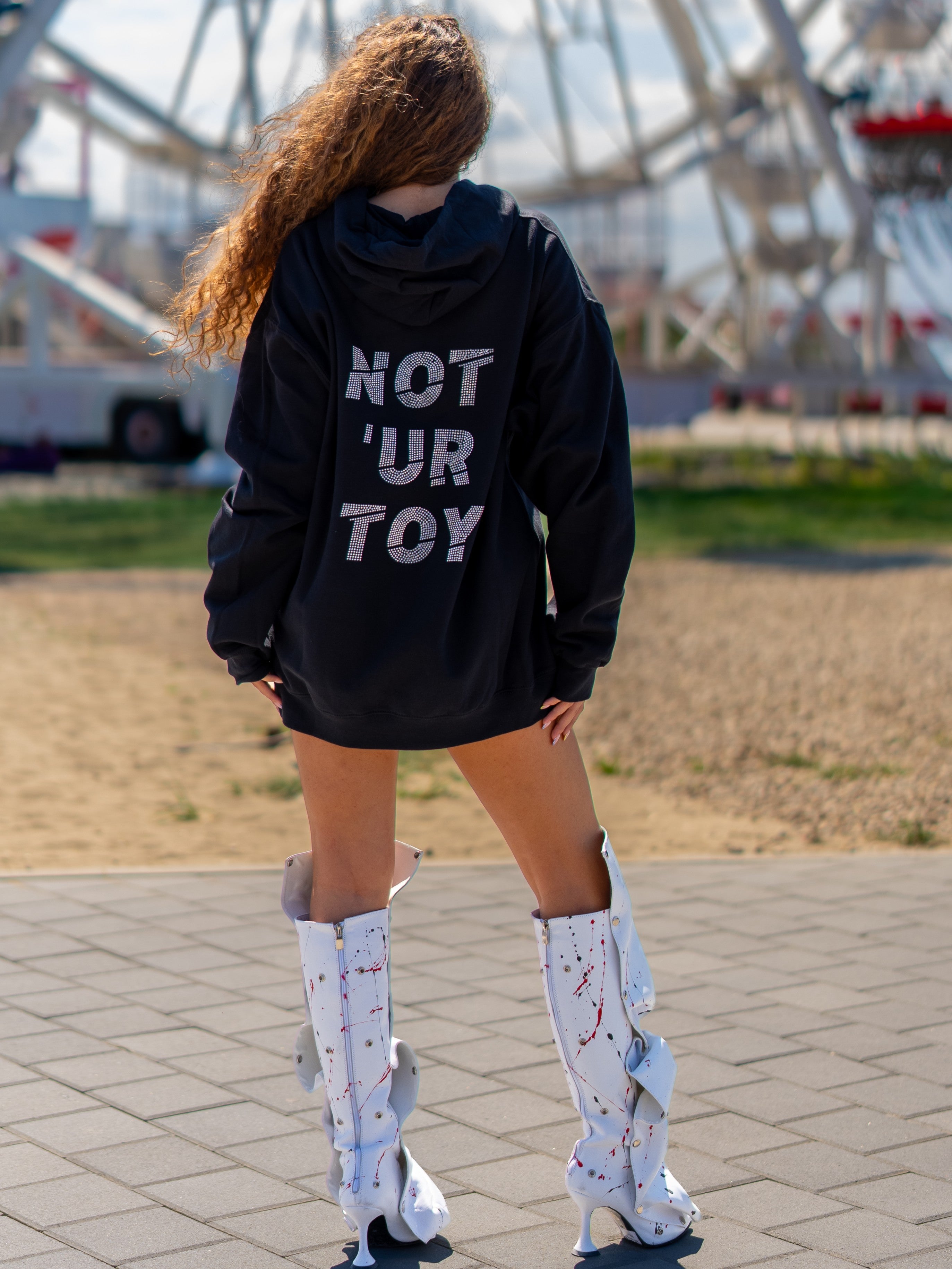 Reducere 40% – Black Crystal Back Hoodie, NOT 'UR TOY - M 1 Black Crystal Back Hoodie