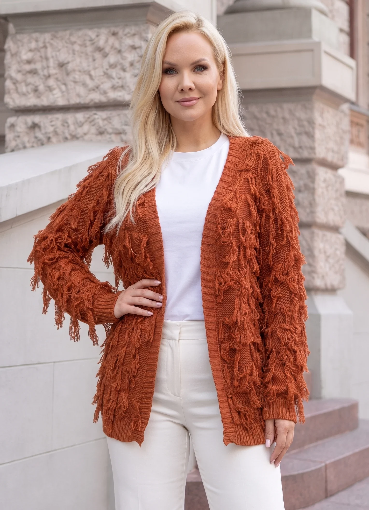 Reducere 41% – Cardigan pufos cu franjuri 1 Cardigan pufos cu franjuri