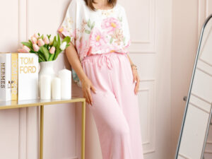 Compleu dama Deborah cu bluza vaporoasa si pantaloni largi - Roz pastel