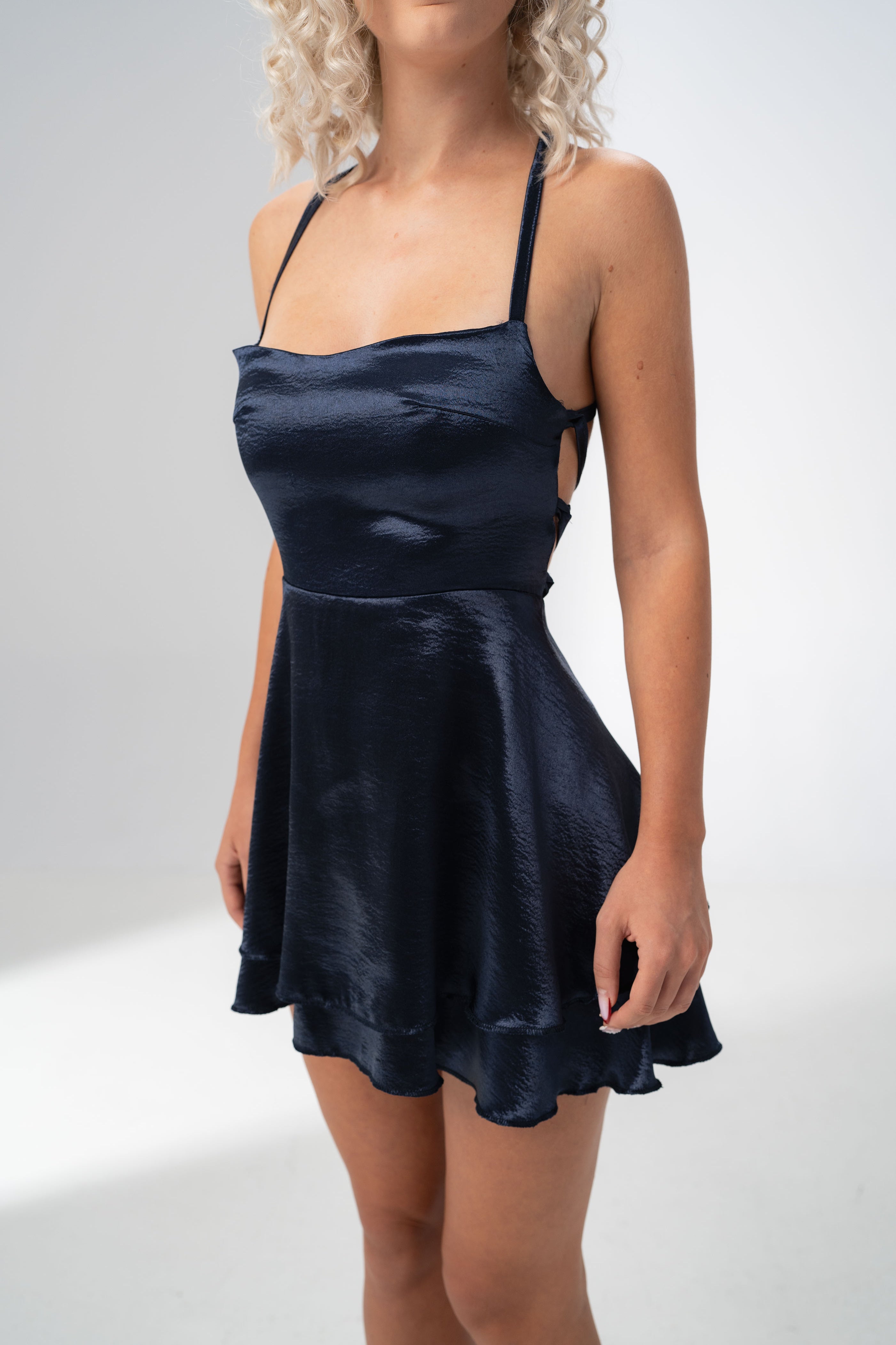 Reducere 39% – Navy Satin Backless Dress - XS 1 Navy Satin Backless Dress - XS