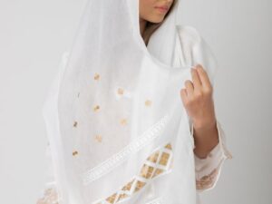 Marama traditionala alba cu broderie geometrica aurie Ancuta 04