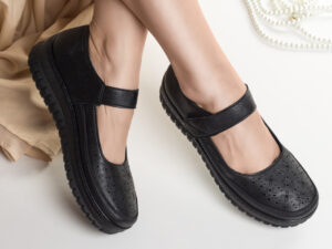 Pantofi dama casual negri din piele ecologica banvi