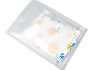 Pungi hârtie mate cu clapetă adezivă (set 50 buc) - 40x50+5cm