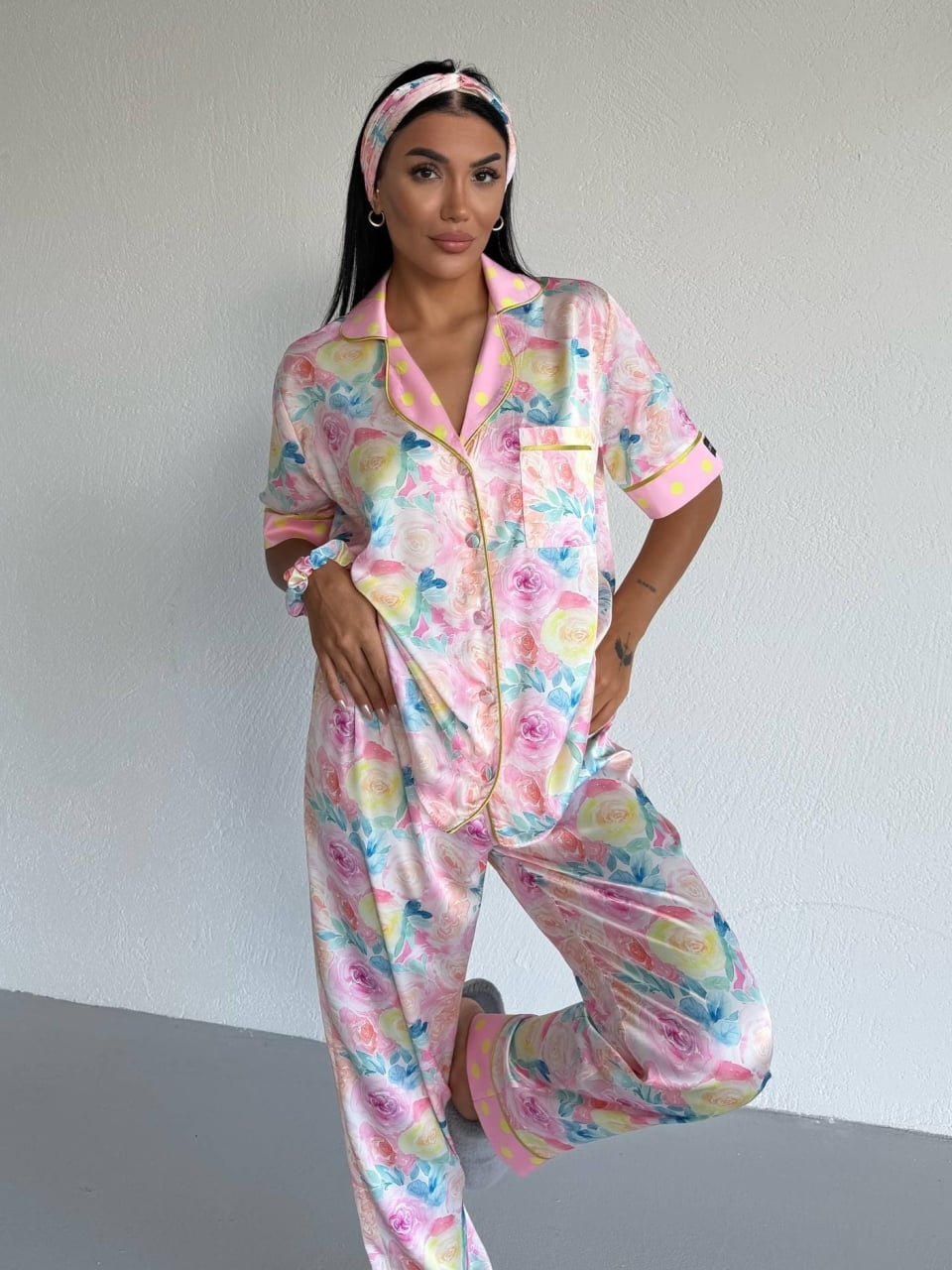Reducere 57% – Set pijama dama din doua piese, cu nasturi – 2500374, Sunny Roses 1 Set pijama dama din doua piese