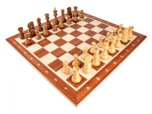 Set sah cu piese Staunton 5 Zagreb si tabla mahon no. 5 cu notatie